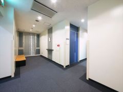 4階ホワイエ｜安保ホール　名古屋駅前店